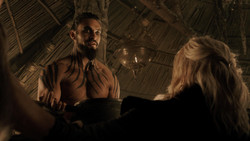 extant_GameOfThrones_1x06-AGoldenCrown_5352