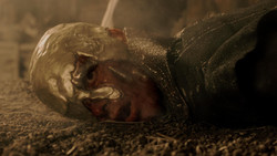 extant_GameOfThrones_1x06-AGoldenCrown_5381