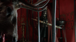 extant_GameOfThrones_1x07-YouWinOrYouDie_0024