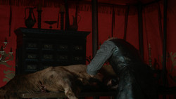 extant_GameOfThrones_1x07-YouWinOrYouDie_0067