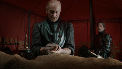 extant_GameOfThrones_1x07-YouWinOrYouDie_0099