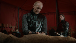 extant_GameOfThrones_1x07-YouWinOrYouDie_0113
