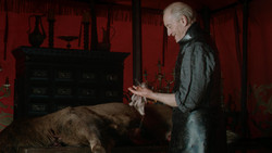 extant_GameOfThrones_1x07-YouWinOrYouDie_0115