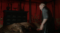extant_GameOfThrones_1x07-YouWinOrYouDie_0122