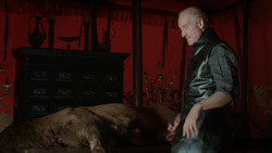 extant_GameOfThrones_1x07-YouWinOrYouDie_0123