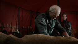 extant_GameOfThrones_1x07-YouWinOrYouDie_0127