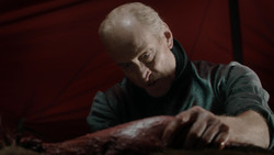 extant_GameOfThrones_1x07-YouWinOrYouDie_0180