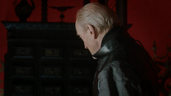 extant_GameOfThrones_1x07-YouWinOrYouDie_0218