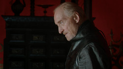 extant_GameOfThrones_1x07-YouWinOrYouDie_0223