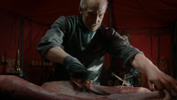 extant_GameOfThrones_1x07-YouWinOrYouDie_0236