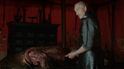 extant_GameOfThrones_1x07-YouWinOrYouDie_0287