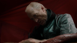 extant_GameOfThrones_1x07-YouWinOrYouDie_0331