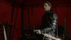 extant_GameOfThrones_1x07-YouWinOrYouDie_0403