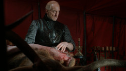 extant_GameOfThrones_1x07-YouWinOrYouDie_0414