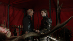 extant_GameOfThrones_1x07-YouWinOrYouDie_0437