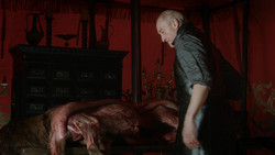 extant_GameOfThrones_1x07-YouWinOrYouDie_0492