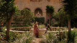 extant_GameOfThrones_1x07-YouWinOrYouDie_0536
