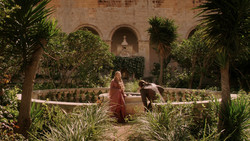 extant_GameOfThrones_1x07-YouWinOrYouDie_0540