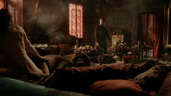 extant_GameOfThrones_1x07-YouWinOrYouDie_0894