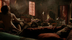extant_GameOfThrones_1x07-YouWinOrYouDie_0897
