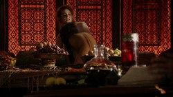 extant_GameOfThrones_1x07-YouWinOrYouDie_0931
