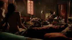 extant_GameOfThrones_1x07-YouWinOrYouDie_0934