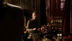 extant_GameOfThrones_1x07-YouWinOrYouDie_0941