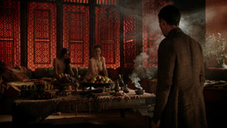 extant_GameOfThrones_1x07-YouWinOrYouDie_0980