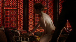 extant_GameOfThrones_1x07-YouWinOrYouDie_1097