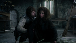 extant_GameOfThrones_1x07-YouWinOrYouDie_1655