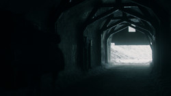 extant_GameOfThrones_1x07-YouWinOrYouDie_1926
