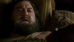 extant_GameOfThrones_1x07-YouWinOrYouDie_2070
