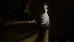 extant_GameOfThrones_1x07-YouWinOrYouDie_2139