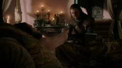 extant_GameOfThrones_1x07-YouWinOrYouDie_2388