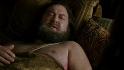 extant_GameOfThrones_1x07-YouWinOrYouDie_2474