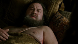extant_GameOfThrones_1x07-YouWinOrYouDie_2475