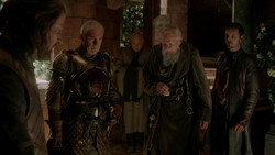 extant_GameOfThrones_1x07-YouWinOrYouDie_2581