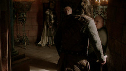 extant_GameOfThrones_1x07-YouWinOrYouDie_2692