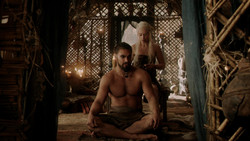 extant_GameOfThrones_1x07-YouWinOrYouDie_2745
