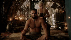extant_GameOfThrones_1x07-YouWinOrYouDie_2762