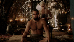 extant_GameOfThrones_1x07-YouWinOrYouDie_2763
