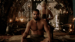 extant_GameOfThrones_1x07-YouWinOrYouDie_2764