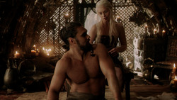 extant_GameOfThrones_1x07-YouWinOrYouDie_2773