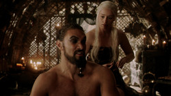 extant_GameOfThrones_1x07-YouWinOrYouDie_2791