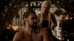 extant_GameOfThrones_1x07-YouWinOrYouDie_2793