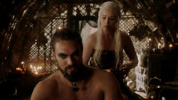 extant_GameOfThrones_1x07-YouWinOrYouDie_2795