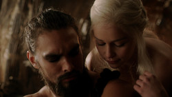 extant_GameOfThrones_1x07-YouWinOrYouDie_2825