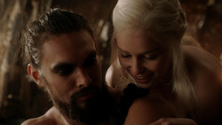 extant_GameOfThrones_1x07-YouWinOrYouDie_2827