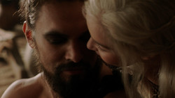 extant_GameOfThrones_1x07-YouWinOrYouDie_2835