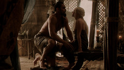 extant_GameOfThrones_1x07-YouWinOrYouDie_2842
